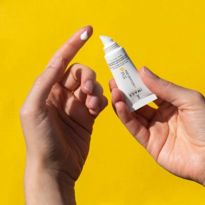 IMAGE PREVENTION + daily defense lip enhancer SPF 15 ochrona i nawilżenie ust 15ml  NOWOŚĆ